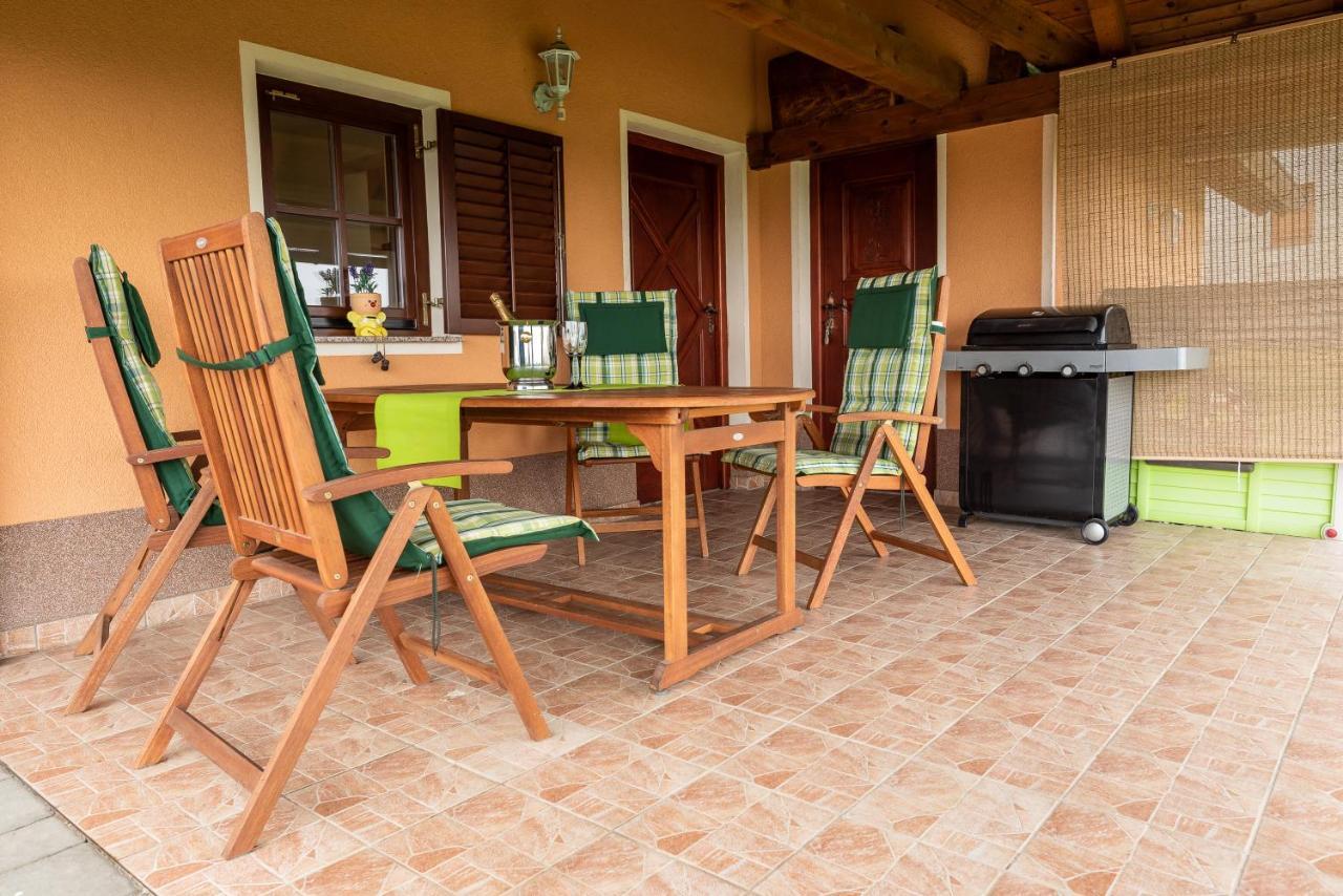 Wineyard Getaway House Sevnica Exterior foto